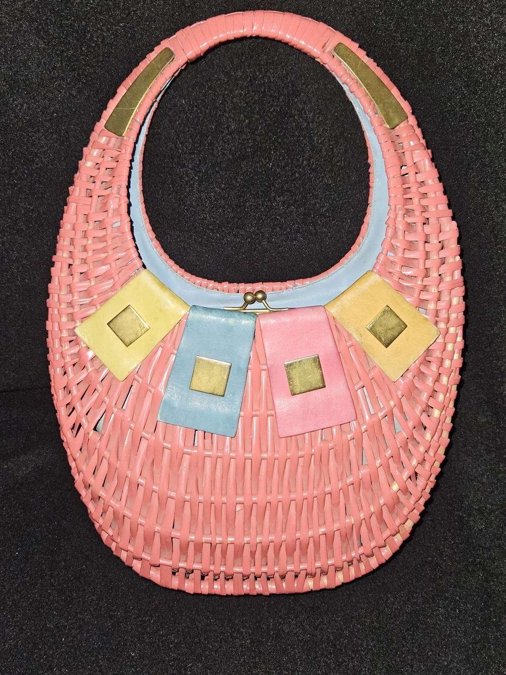 Koret Vintage 1950 Pink Woven Rattan Statement Purse-Kisslock Multi-Color Accent - Picture 3 of 11